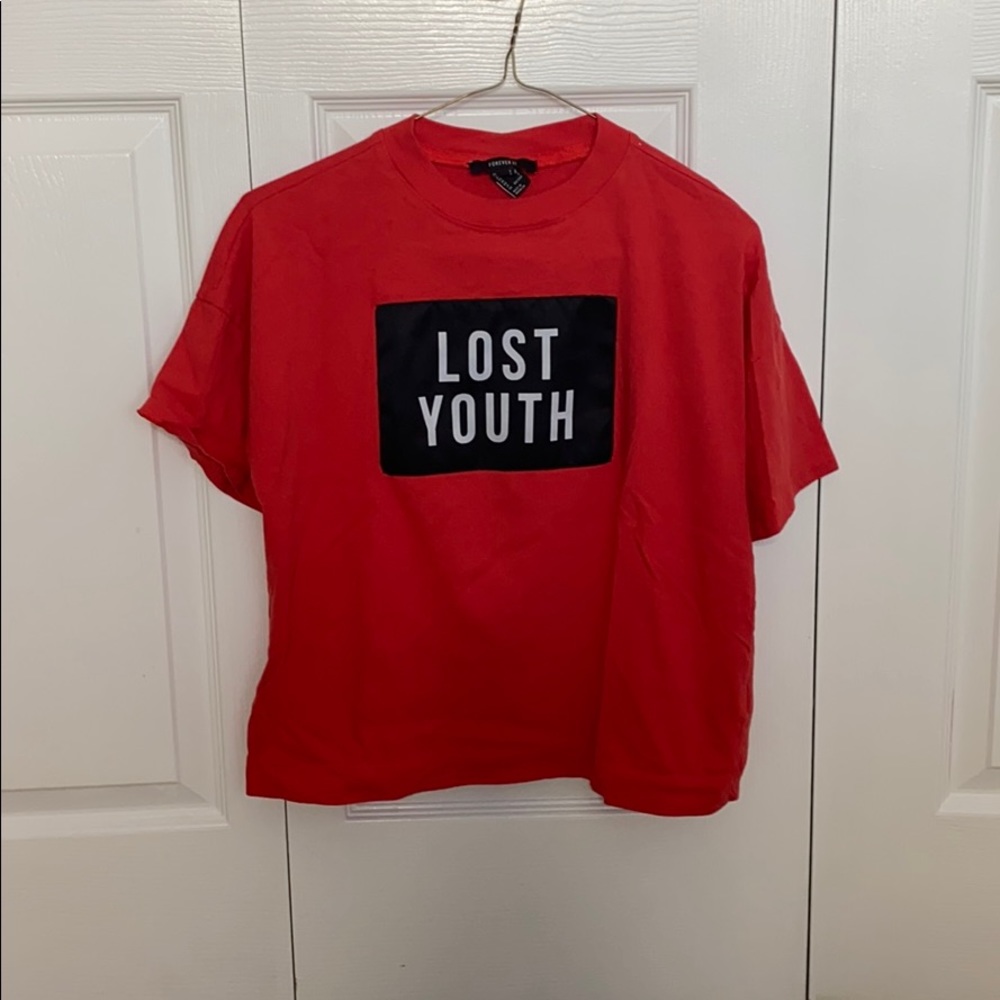 Forever 21 women’s tee shirt